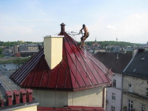 malowanie dachu 2