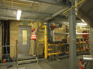 Prace wysokościowe Kraków - prace porządkowe sprzątanie odkurzanie.